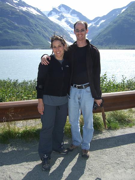 alaska539.JPG - We had time to kill so the bus driver made some scenic stops and took our photo.