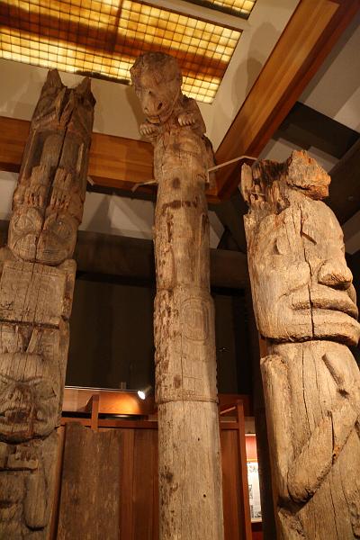 alaska762.JPG - Ketchikan.  Totem pole museum.