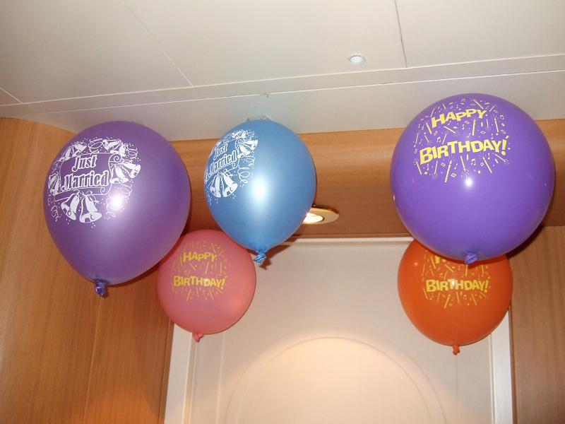 alaska783.JPG - Now we're celebrating my birthday a couple weeks in advance.