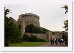 gbsi_198 * Windsor Castle.  The Queen's official residence. * 1200 x 800 * (272KB)