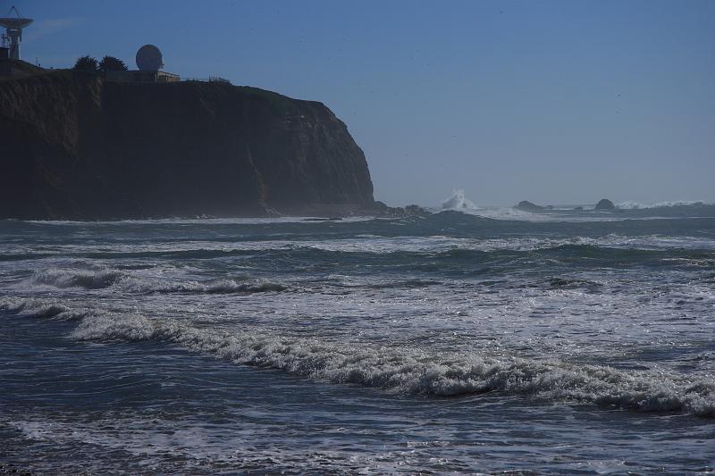 hmb40.JPG - The waves in the distance are the location of the Maverick's surf conpetition.