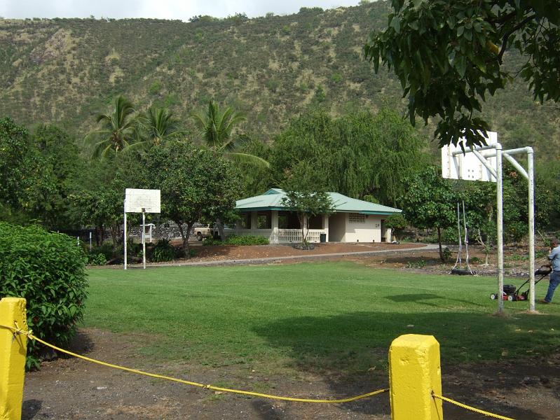 hawaii294.JPG - Day 5:   Grass basketball court?