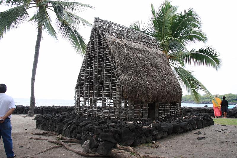hawaii302.JPG - Day 5:  Pu’uhonua o Honaunau (Place of Refuge).  Reconstructed temple.