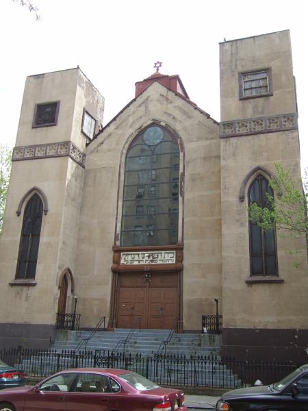 FlaNY2008May023.JPG - Another synagogue.