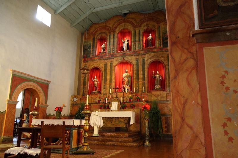 SJB012.JPG - The altar.