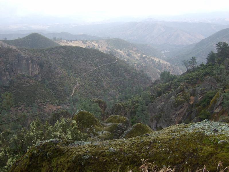 SJB103.JPG - Great views as we are at some of the higher points of the hike now.