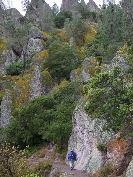 SJB108.JPG - This gives you a sense of scale of the formations.