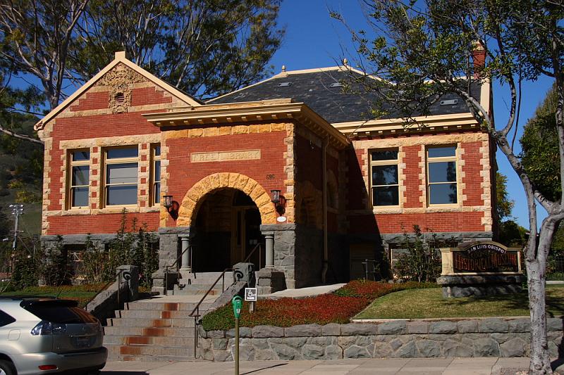 slo017.JPG - San Luis Obispo.  Old public library that is now a museum.