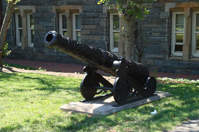 washington069.JPG - Georgetown University.   The only fixed armament pointed at the White House.