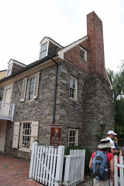 washington122.JPG - Old Stone House.  This is the only building in D.C. that dates back to before the revolutionary war.