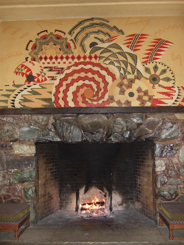 yosemite056.JPG - L' took some pictures of the Ahwahnee hotel.