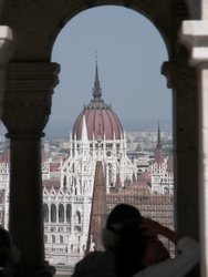 Budapest * (144 Slides)