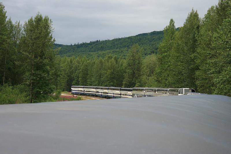 alaska007.JPG - Long train.