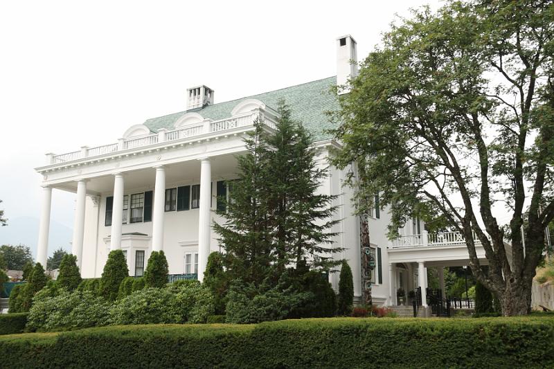 alaska750.JPG - Juneau.  Former residence of Sarah Palin.