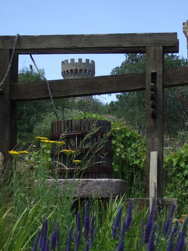 napa35.JPG - The tower.