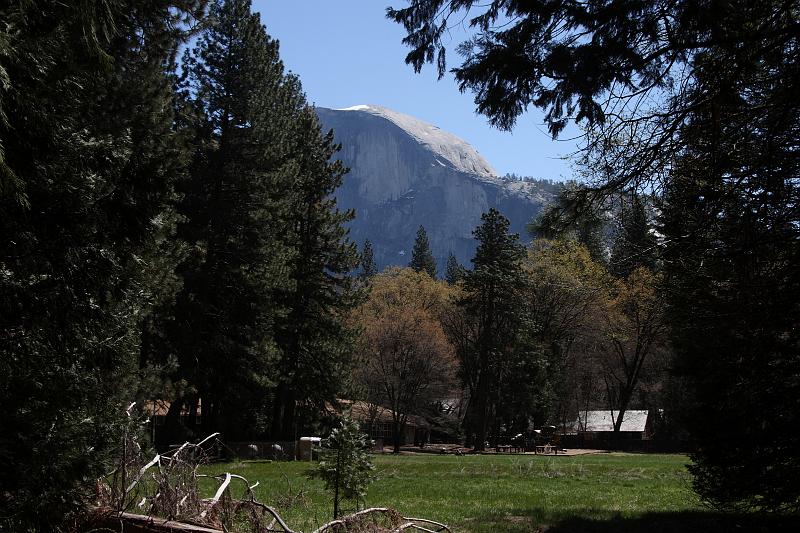 yosemite055.JPG - View of the valley.