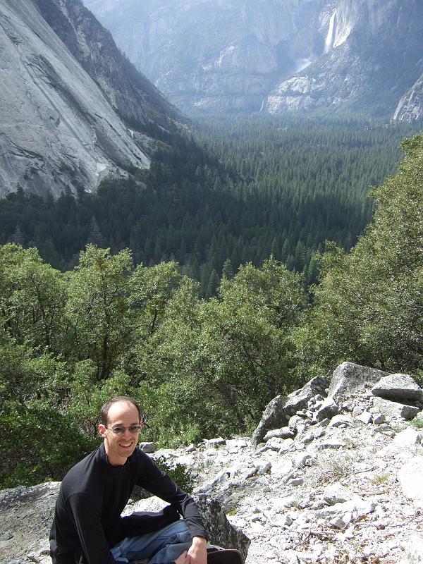 yosemite086.JPG - View on the way up to Sierra Point.  In the upper right is Yosemite Falls.