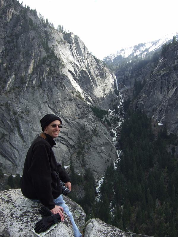 yosemite101.JPG - We made it to Sierra Point.