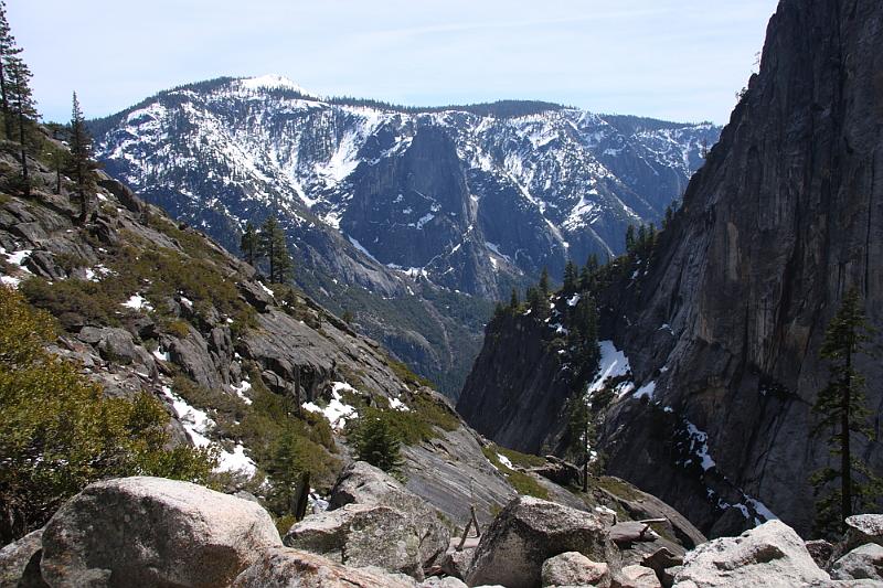 yosemite2010_120.JPG - We've still got a ways to go.