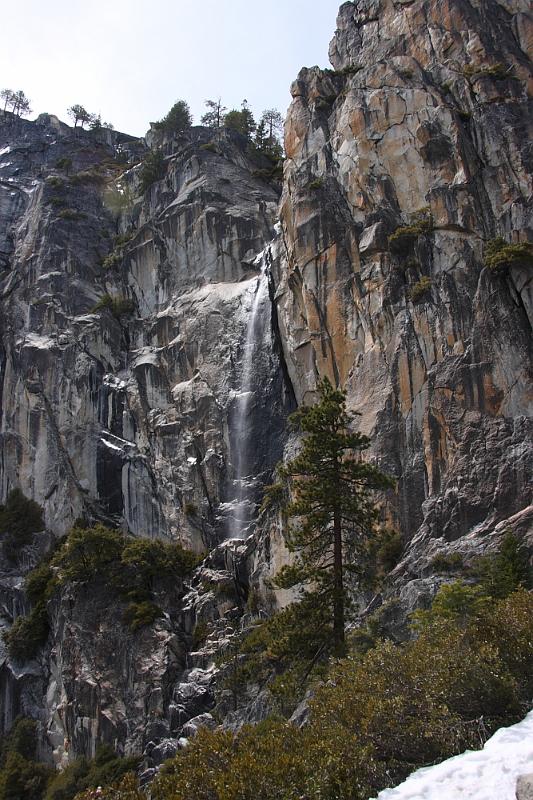yosemite2010_125.JPG - Another small, unnamed waterfall.