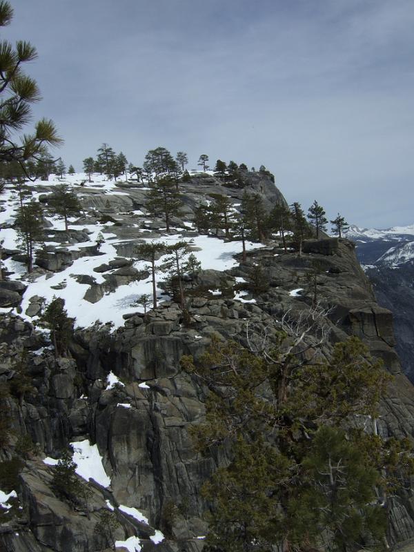yosemite2010_139.JPG - We did not hike over there.