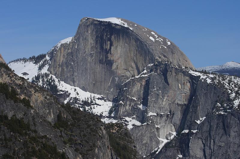 yosemite2010_179.JPG - Half dome close up.