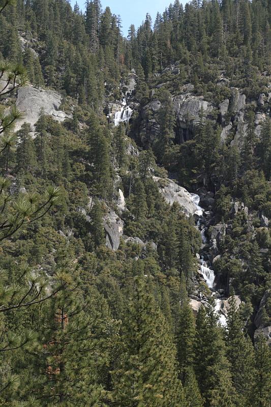 yosemite2010_219.JPG - Another waterfall.